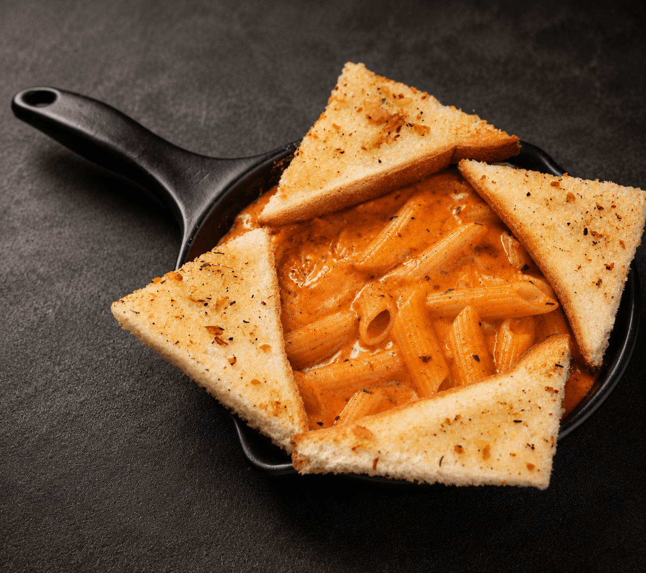 Creamy Tomato Pasta